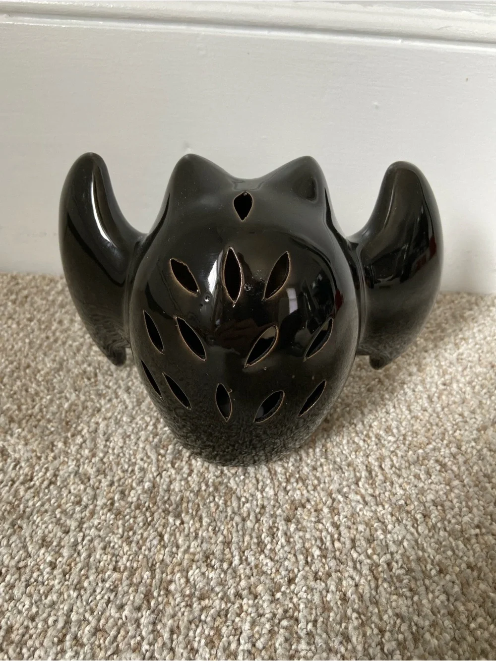NWOT Ceramic Bat Halloween Decor TJ Maxx